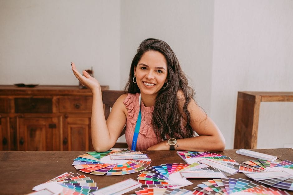 Combinar colores en la ropa sin miedo a equivocarse