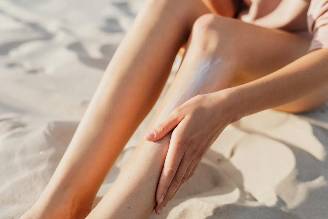 Piel después de la playa: cómo calmarla, hidratarla bien y evitar que se pele